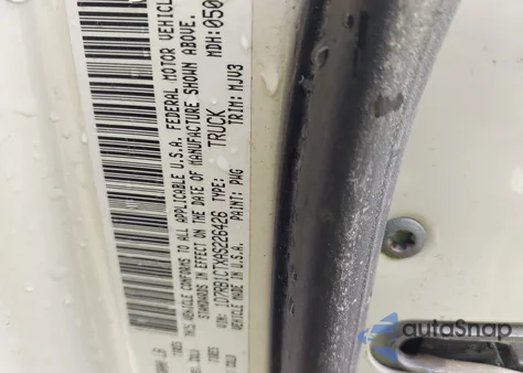 2010 Dodge Ram 1500 Slt/Sport/Trx z USA, uszkodzony, nr VIN 1D7RB1CTXAS226426